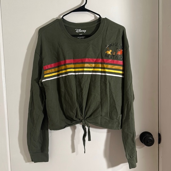 Disneys lion king cropped sweater (Juniors) - Picture 1 of 5